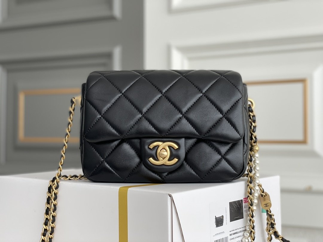 Сумка Chanel 24K 19 см