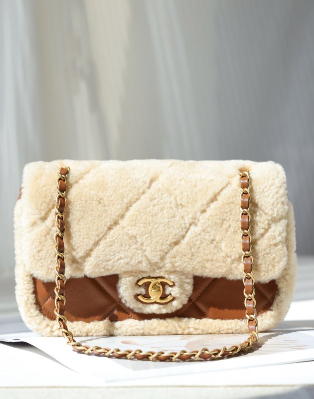 Сумка Chanel 24K CF Series Teddy Bear 23 см