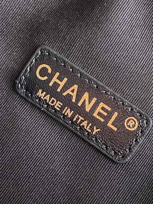 Сумка Chanel 24K женская кожаная 24 см фото 9