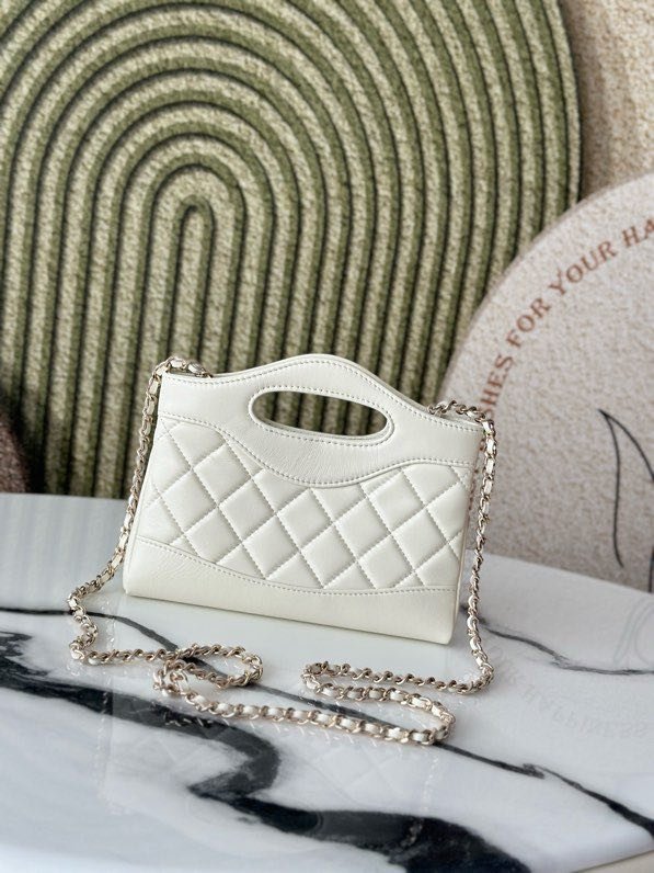 Сумка Chanel 24S Handicraft Mini 20 см фото 2