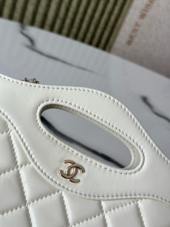 Сумка Chanel 24S Handicraft Mini 20 см фото 6