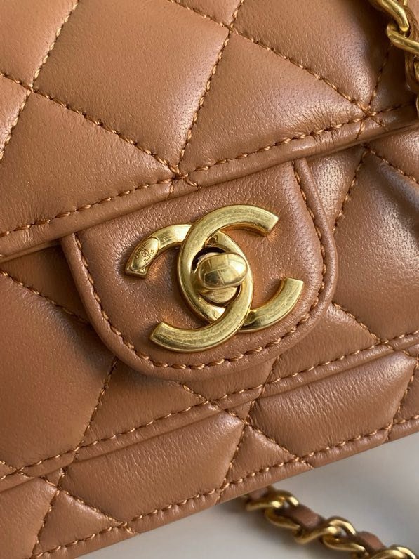 Сумка Chanel 25B женская кожаная 15 см фото 4