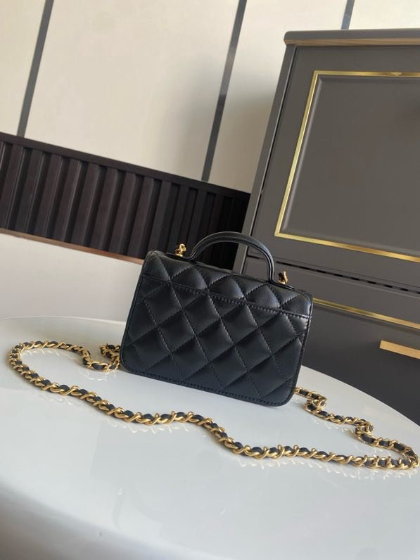 Сумка Chanel 25B женская кожаная 15 см фото 7