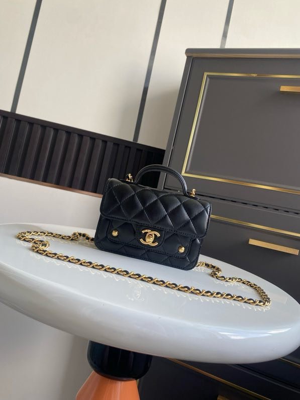 Сумка Chanel 25B женская кожаная 15 см фото 8