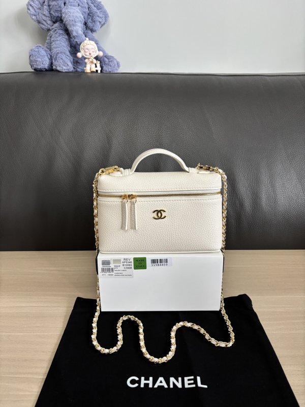 Сумка Chanel 26A Top Handle Vanity Pouch 19 см