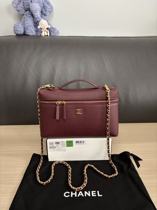 Сумка Chanel 26A Top Handle Vanity Pouch 23 см
