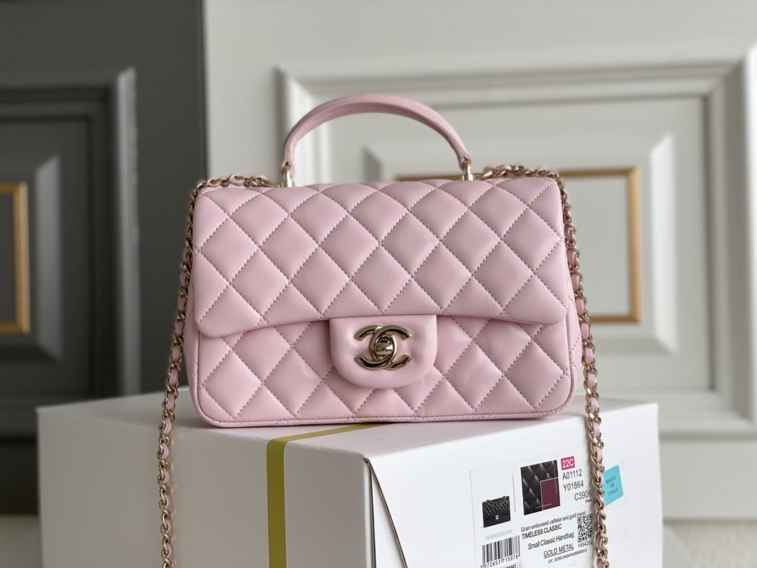 A bag Chanel Mini CF 20 cm