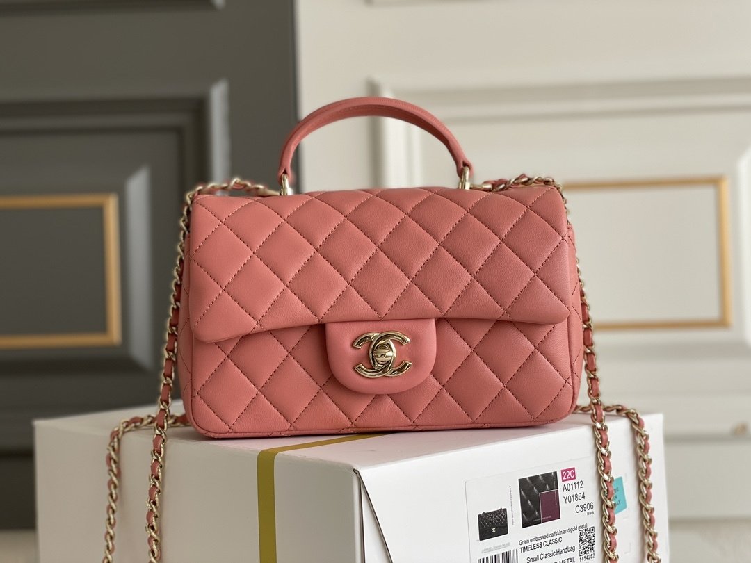 A bag Chanel Mini CF 20 cm