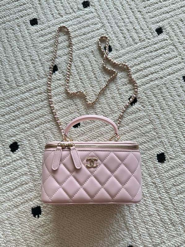 Сумка Chanel Vanity 17 см з гладкою шкірою