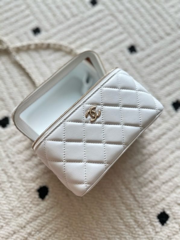 Сумка Chanel Vanity 17 см з гладкою шкірою фото 7