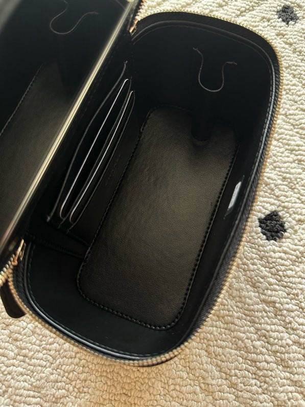 Сумка Chanel Vanity 17 см с гладкой кожей фото 9