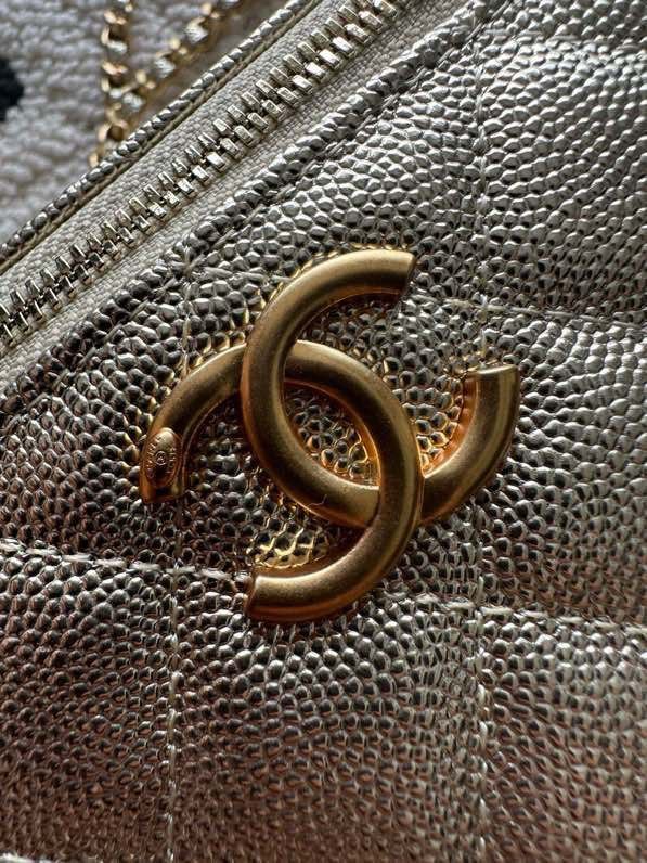Сумка Chanel Vanity 17 см с зернистой кожей фото 4