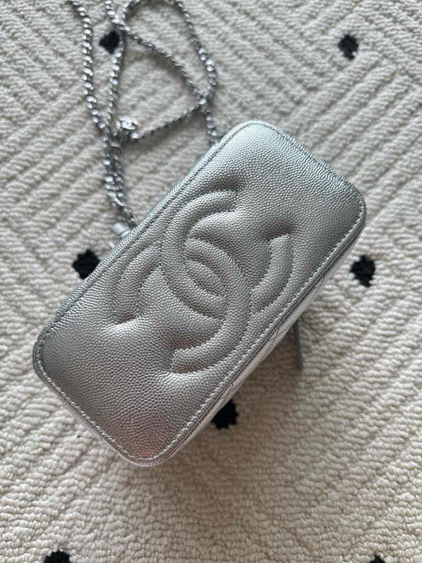 Сумка Chanel Vanity 17 см с зернистой кожей фото 6