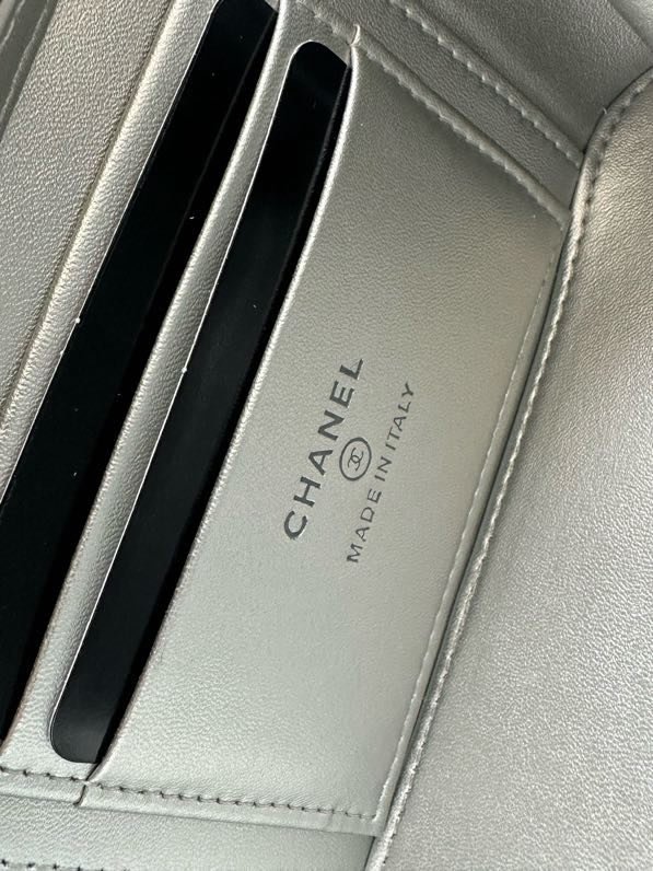 Сумка Chanel Vanity 17 см с зернистой кожей фото 9