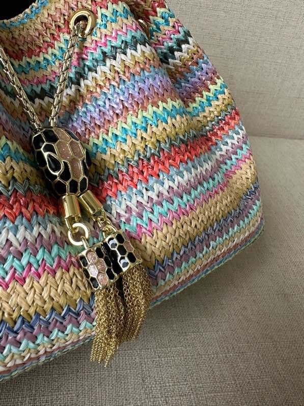 A bag across shoulder 25 cm фото 4