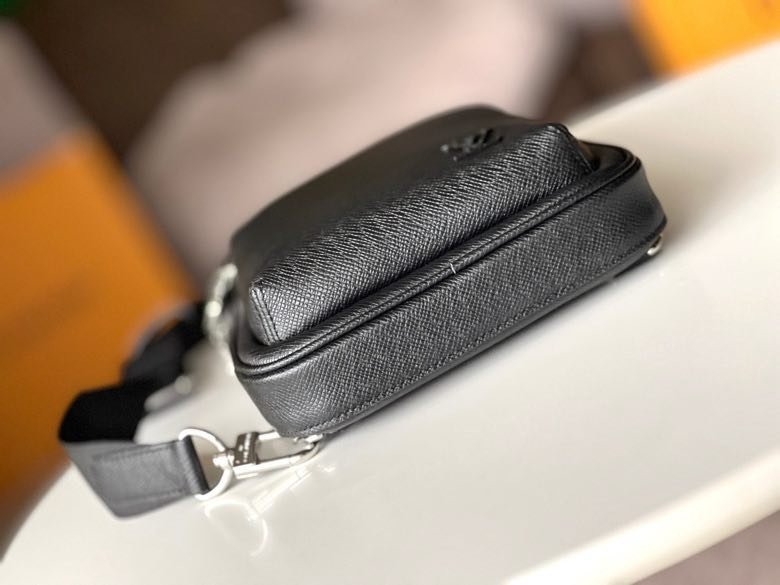 A bag across shoulder Avenue leather фото 8