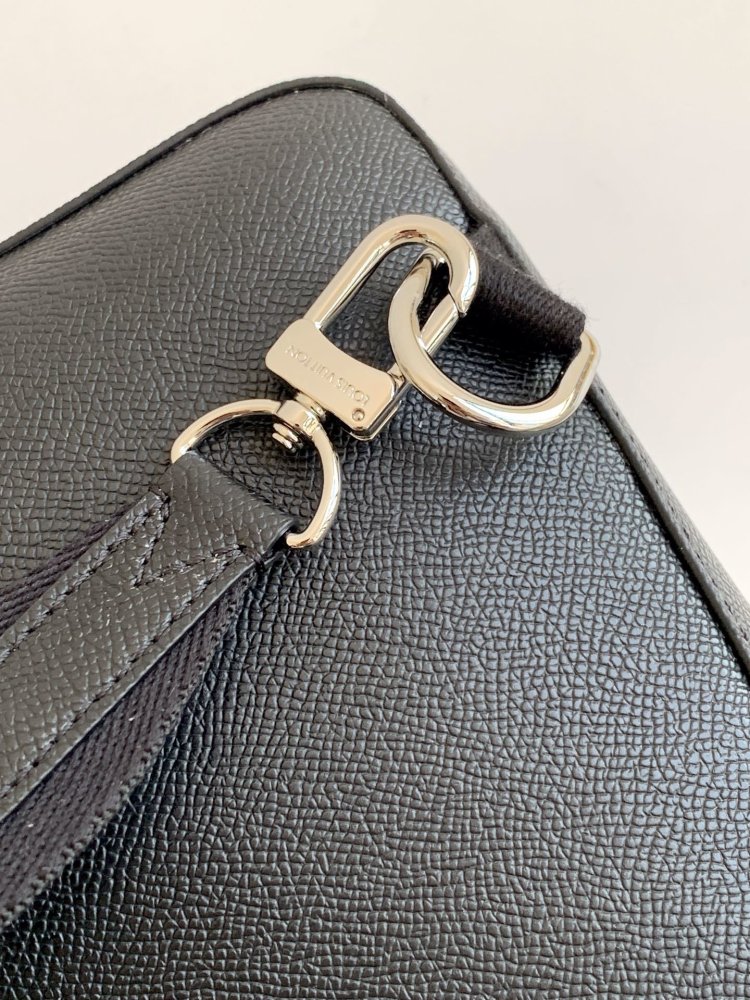 Сумка через плечо Avenue M30443 кожаная фото 8