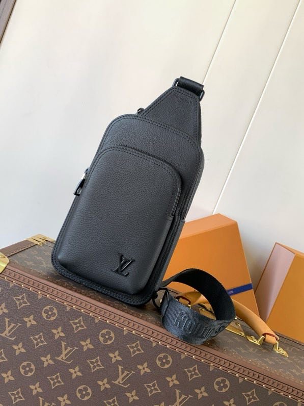 Сумка через плечо Avenue Sling