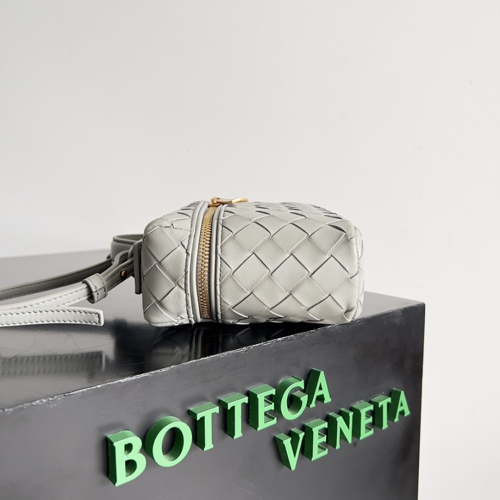 Сумка через плече Bottega Veneta Spring шкіряна 22 см фото 2