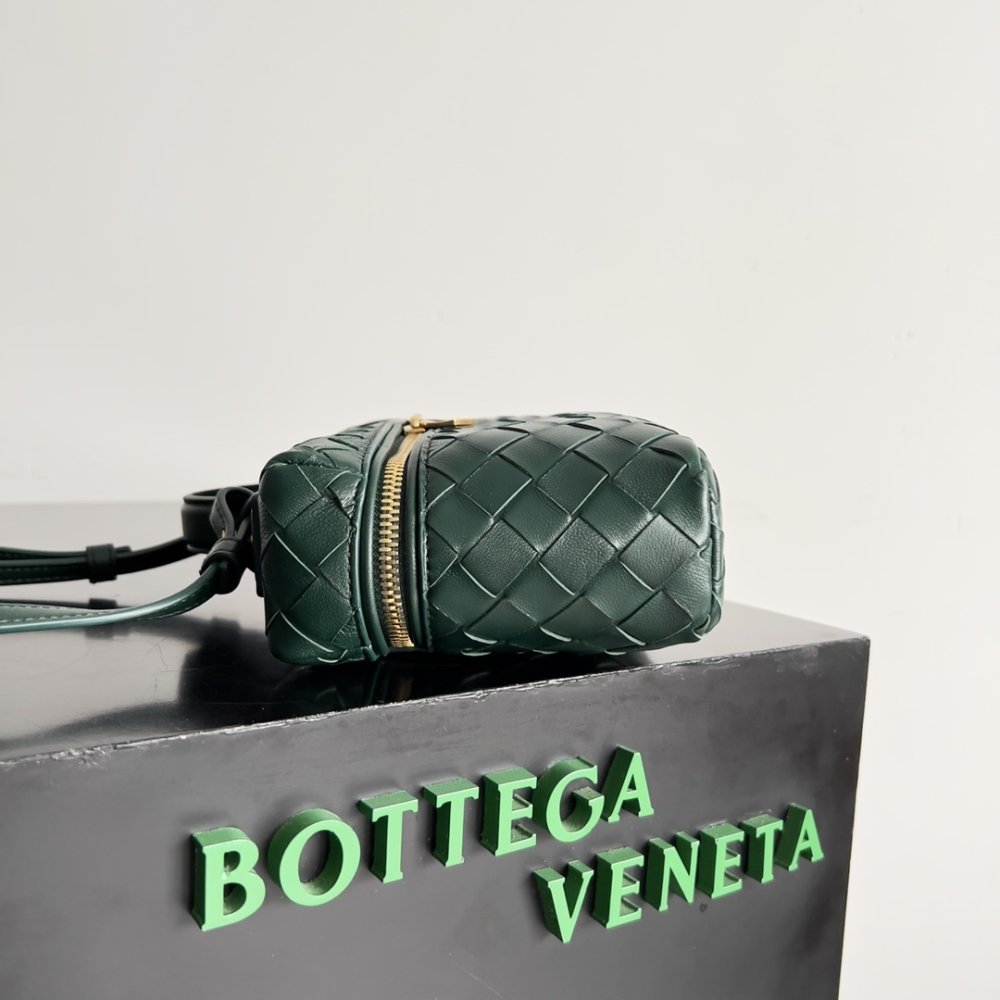 Сумка через плечо Bottega Veneta Spring кожаная 22 см фото 2