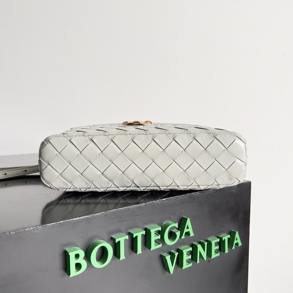 Сумка через плече Bottega Veneta Spring шкіряна 22 см фото 3