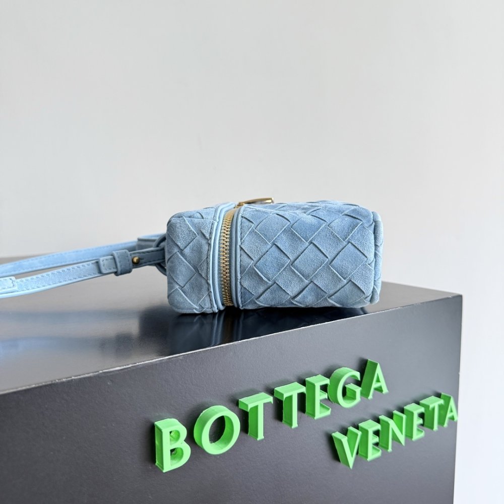 A bag across shoulder Bottega Veneta Spring leather 22 cm фото 4