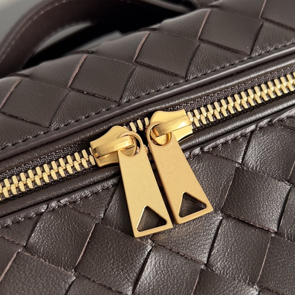 Сумка через плечо Bottega Veneta Spring кожаная 22 см фото 4