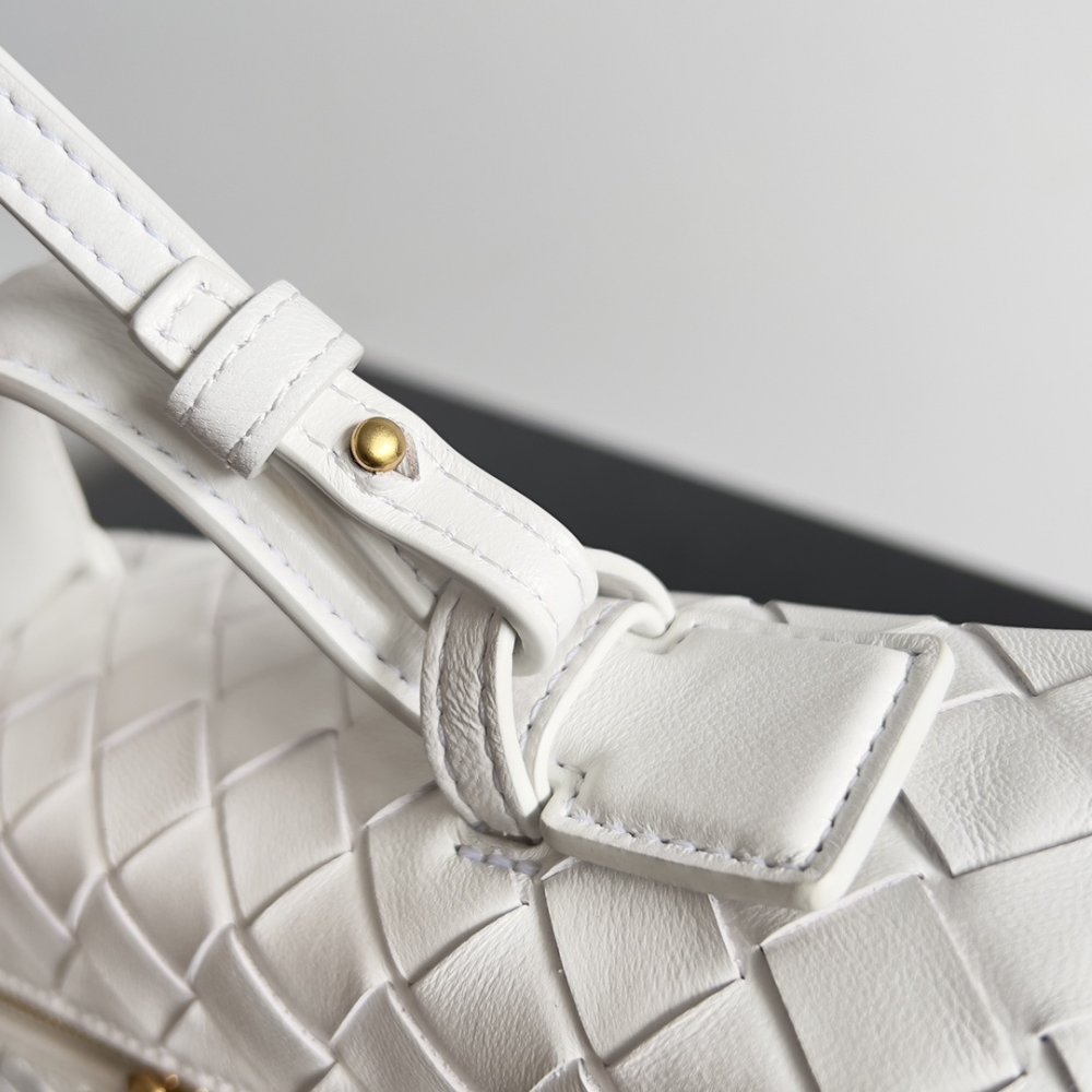 Сумка через плечо Bottega Veneta Spring кожаная 22 см фото 5