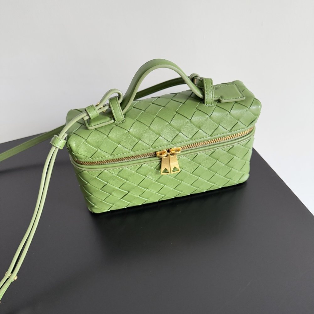 Сумка через плечо Bottega Veneta Spring кожаная 22 см фото 7