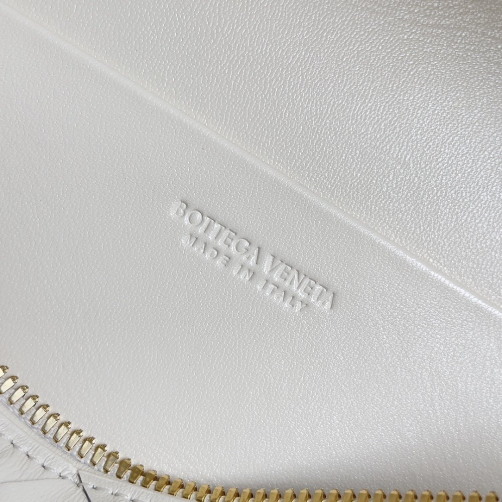 Сумка через плечо Bottega Veneta Spring кожаная 22 см фото 8