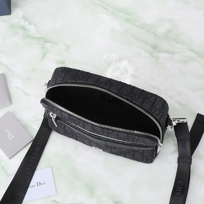 Сумка через плечо Dior Homme Camera 22 см фото 9