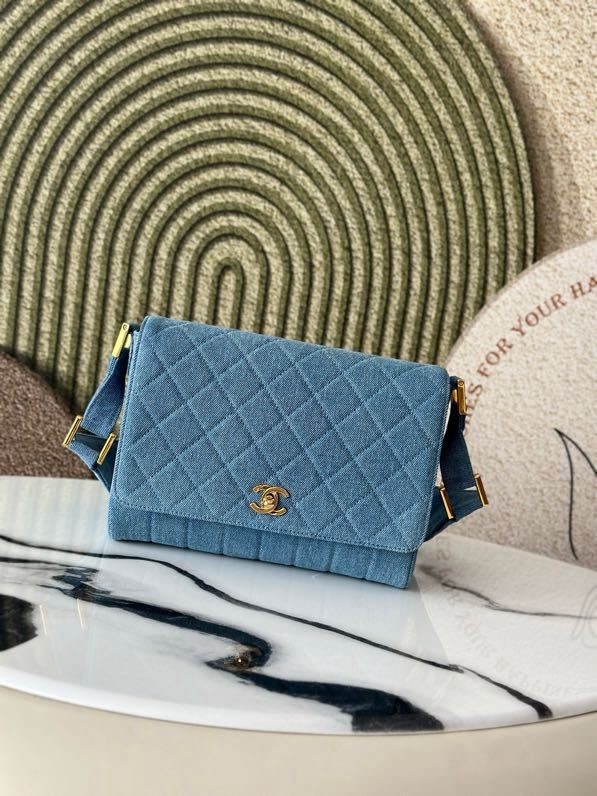 Сумка через плечо джинсовая винтажная 25 см