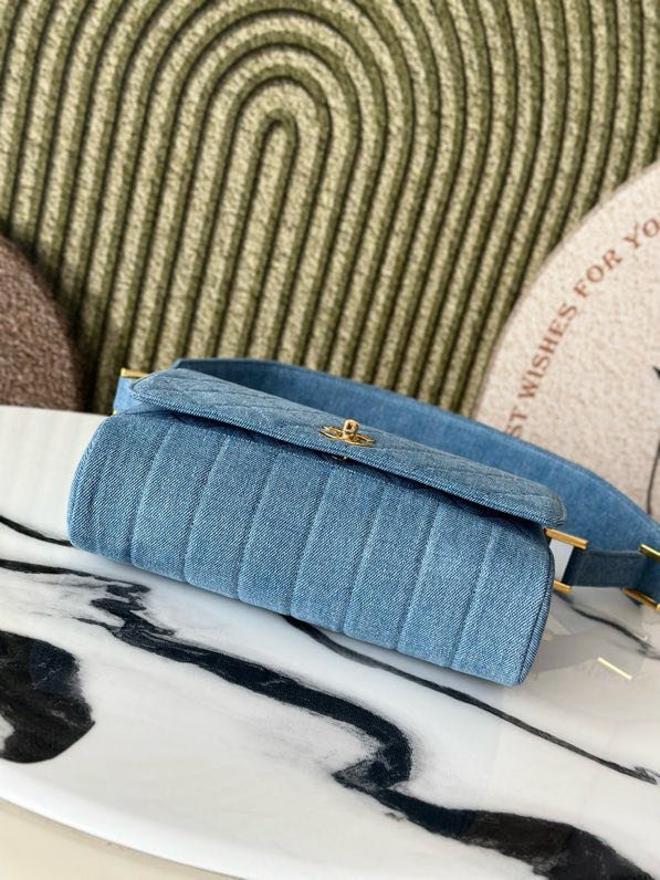 Сумка через плечо джинсовая винтажная 25 см фото 6