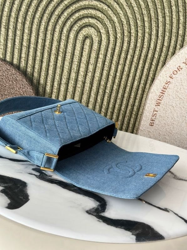 Сумка через плечо джинсовая винтажная 25 см фото 7