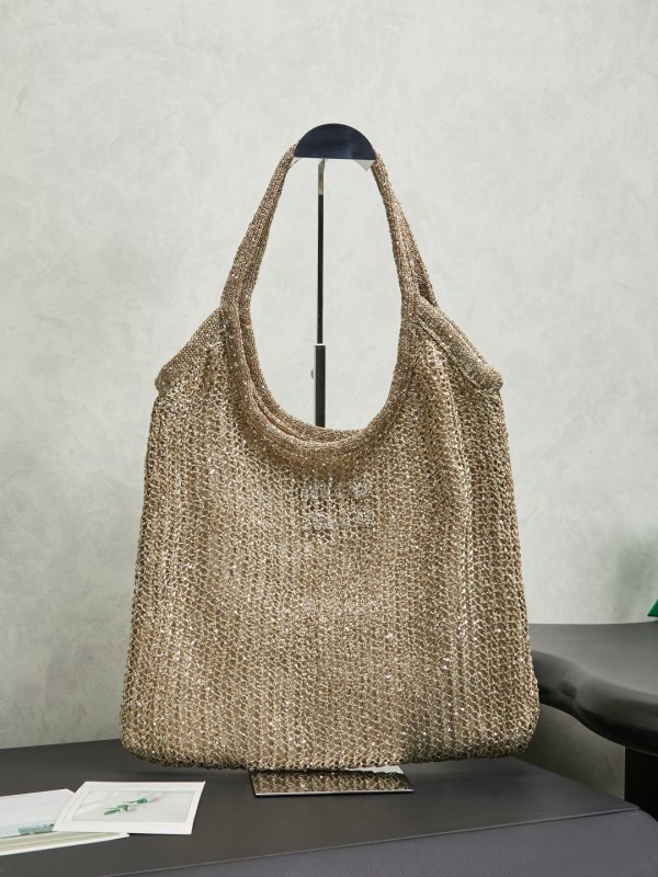 A bag across shoulder Ivy 35 cm