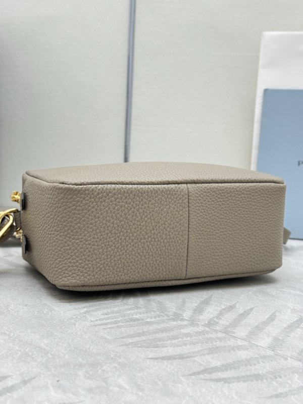 Сумка через плечо кожаная 22 см фото 5