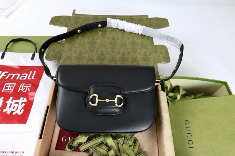 Сумка через плечо кожаная 26 см