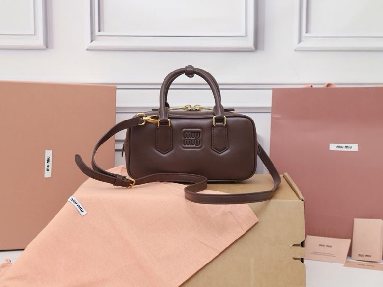 Сумка через плечо кожаная 5BB142 22 см фото 5