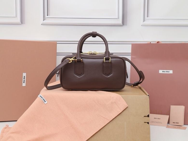 Сумка через плечо кожаная 5BB142 22 см фото 8