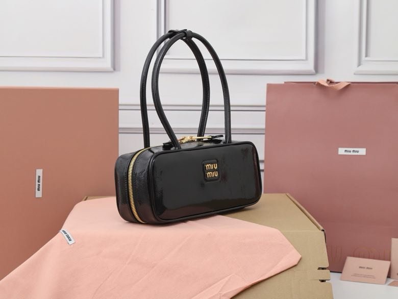 Сумка через плечо кожаная 5BB173 28 см фото 5