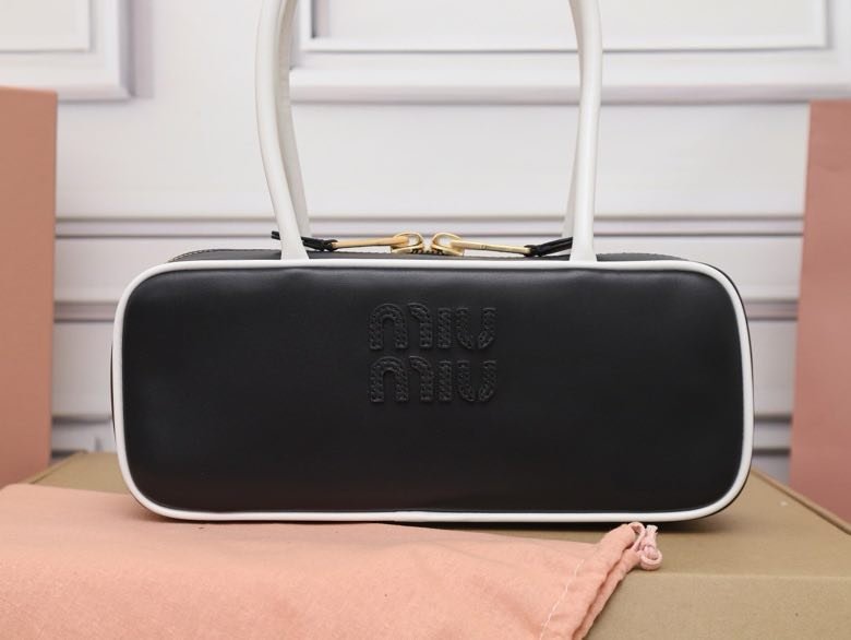 Сумка через плечо кожаная 5BB173 28 см фото 6