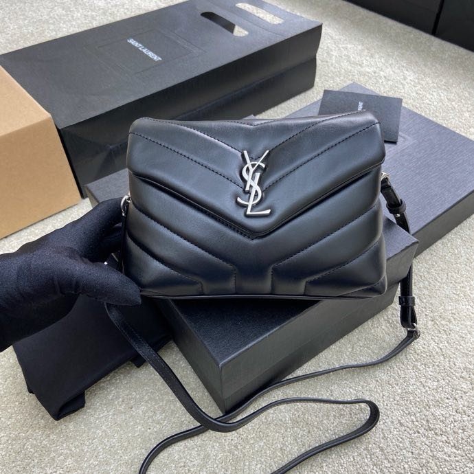 Сумка через плечо LouLou 20 см