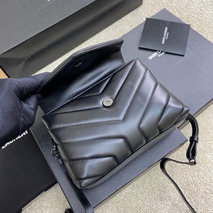 Сумка через плечо LouLou 20 см фото 3