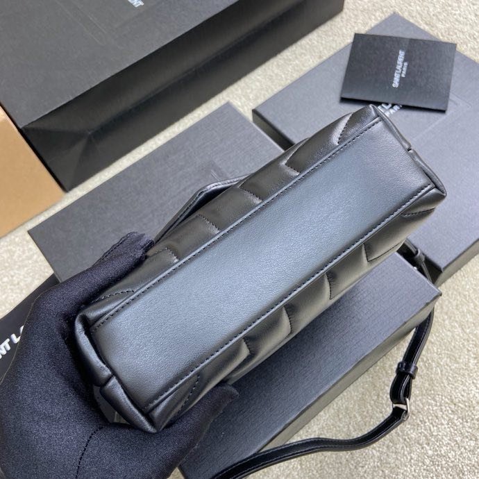 Сумка через плечо LouLou 20 см фото 6