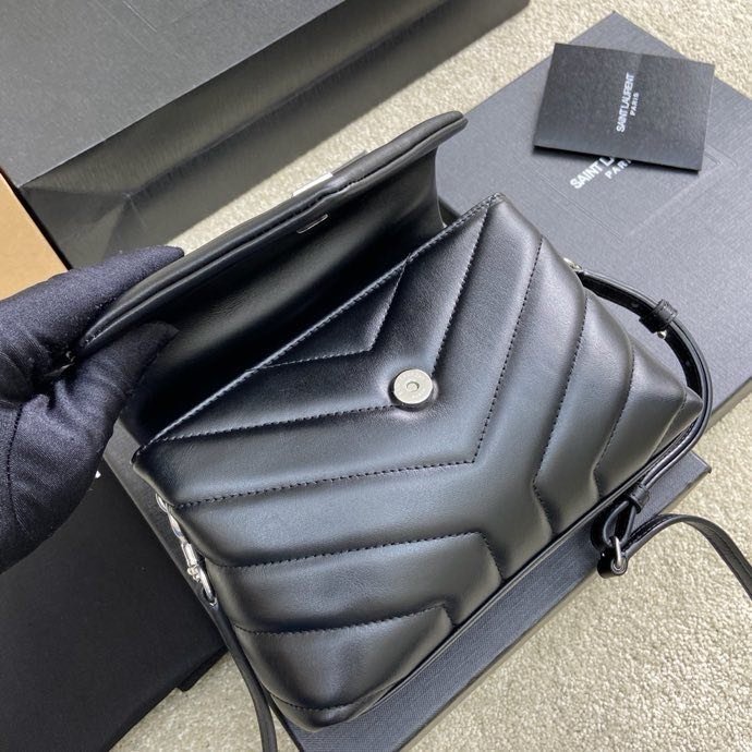 Сумка через плечо LouLou 20 см фото 8