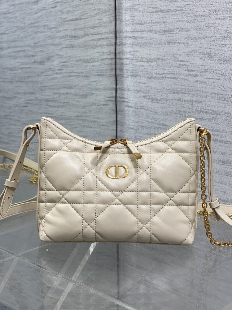 Сумка через плечо Miss Dior 19 см