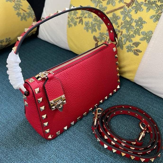 Сумка через плечо Rockstud из мелкозернистой телячьей кожи 19 см фото 2