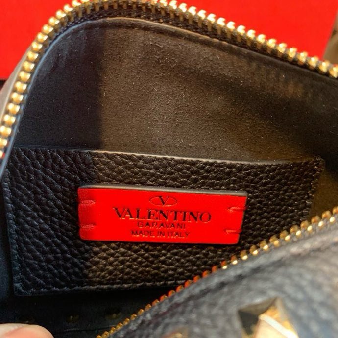 Сумка через плечо Rockstud из мелкозернистой телячьей кожи 19 см фото 3