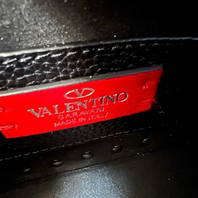 Сумка через плечо Rockstud из мелкозернистой телячьей кожи 19 см фото 3