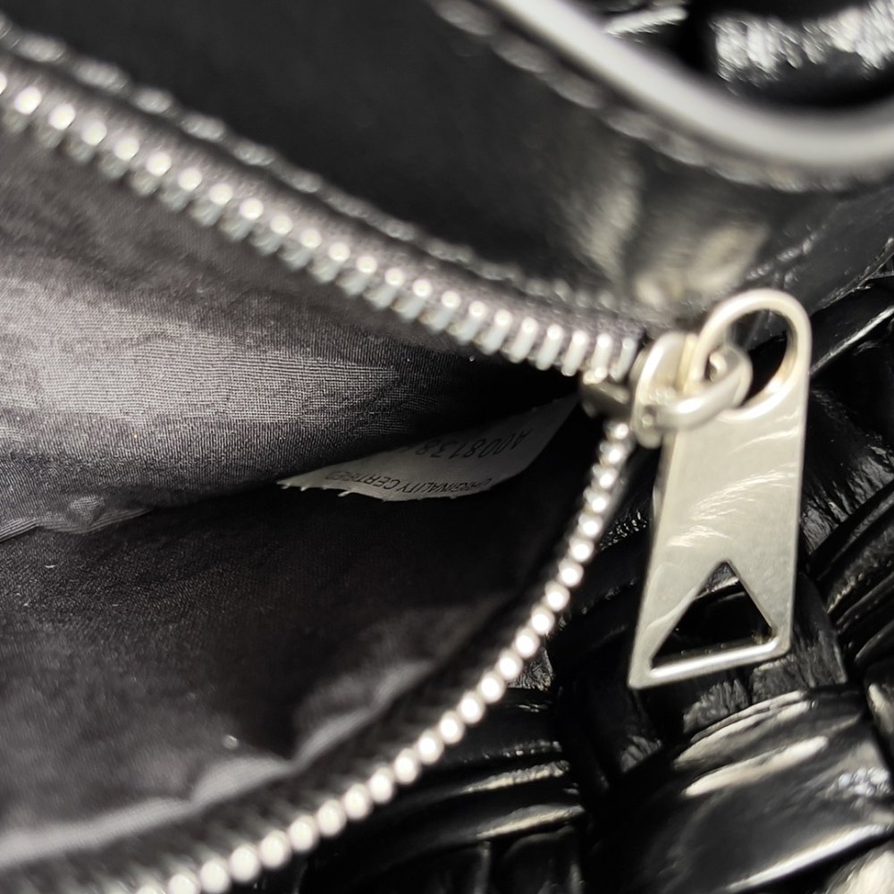 Сумка через плечо RUMPLE MESSENGER 21 см фото 7